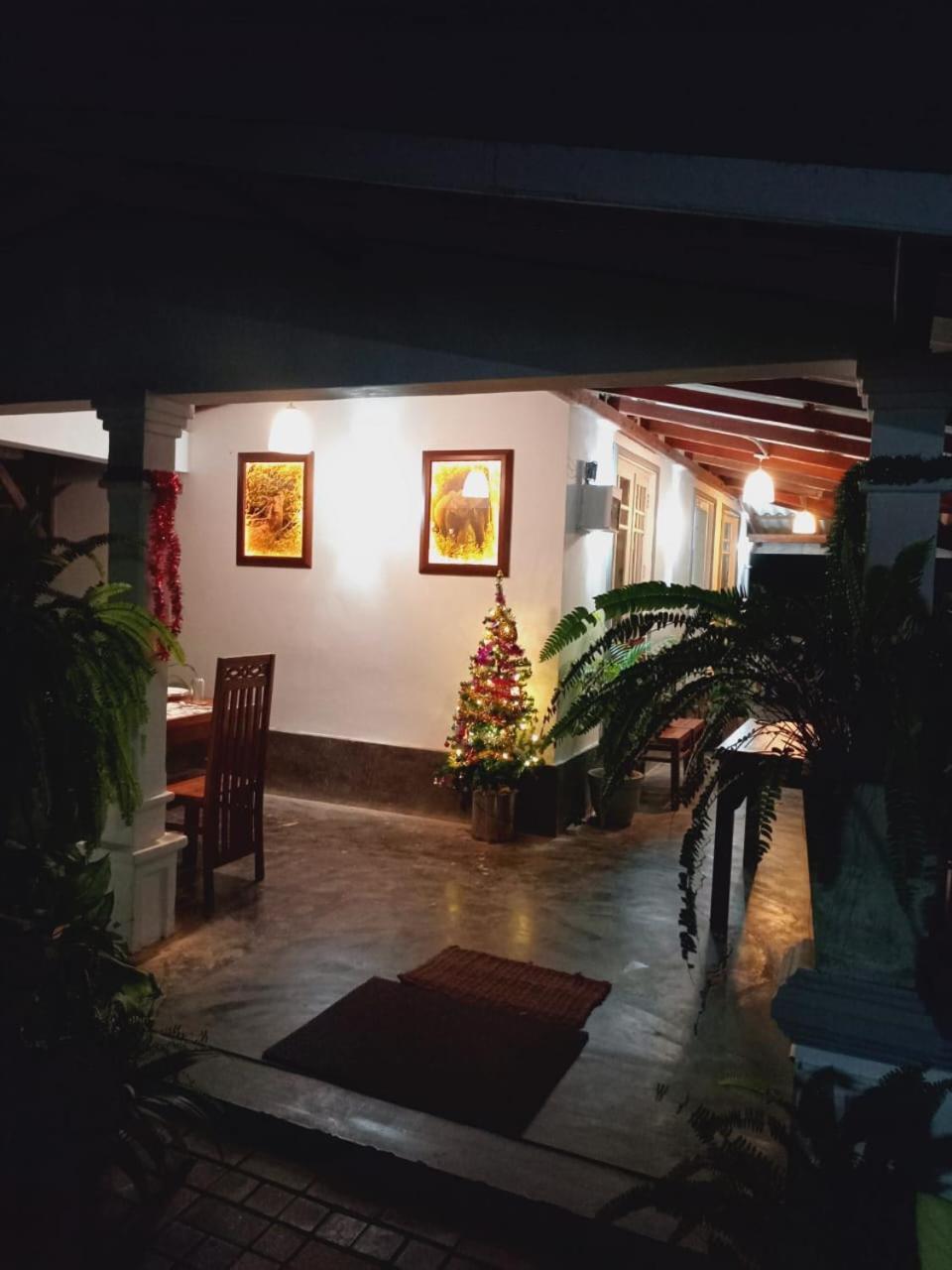 Leel'S Safari Cottage Udawalawe Eksteriør bilde